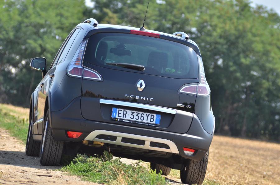 Renault Scenic XMod Cross 2013 года  (IT) (фото 16 из 28)